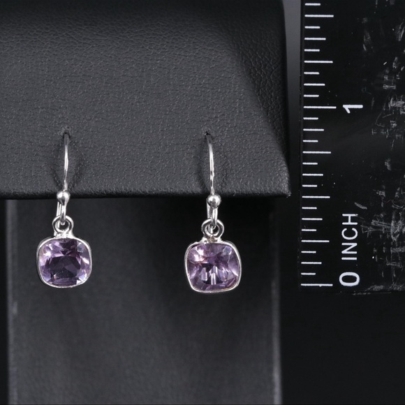 Sterling Silver earrings with purple stone - Picture 3 of 4